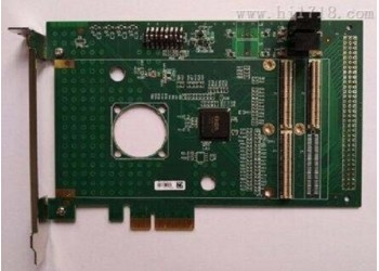 AMC 至 PCIe 適配卡